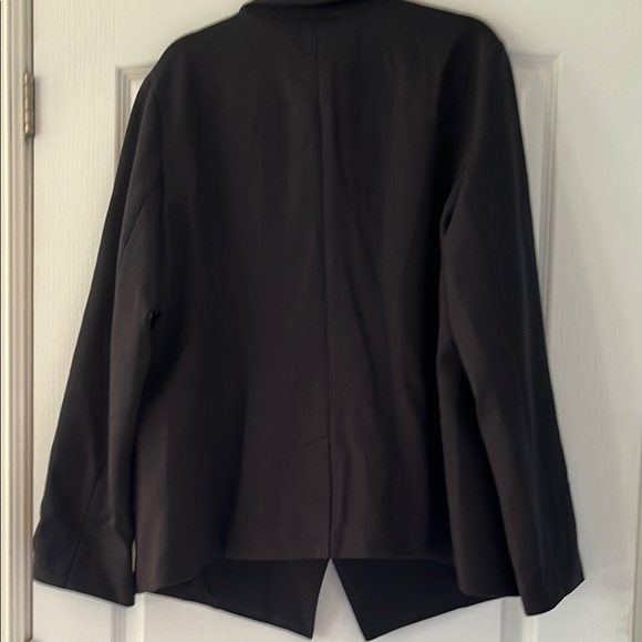 SPANX Black Blazer with Classic Silhouette for Business - Picture 9 of 9